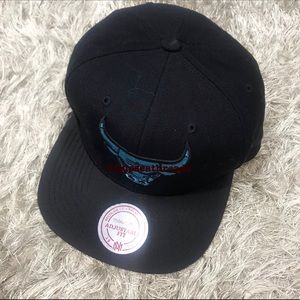 MITCHELL & NESS CHICAGO BULLS CAP🔥